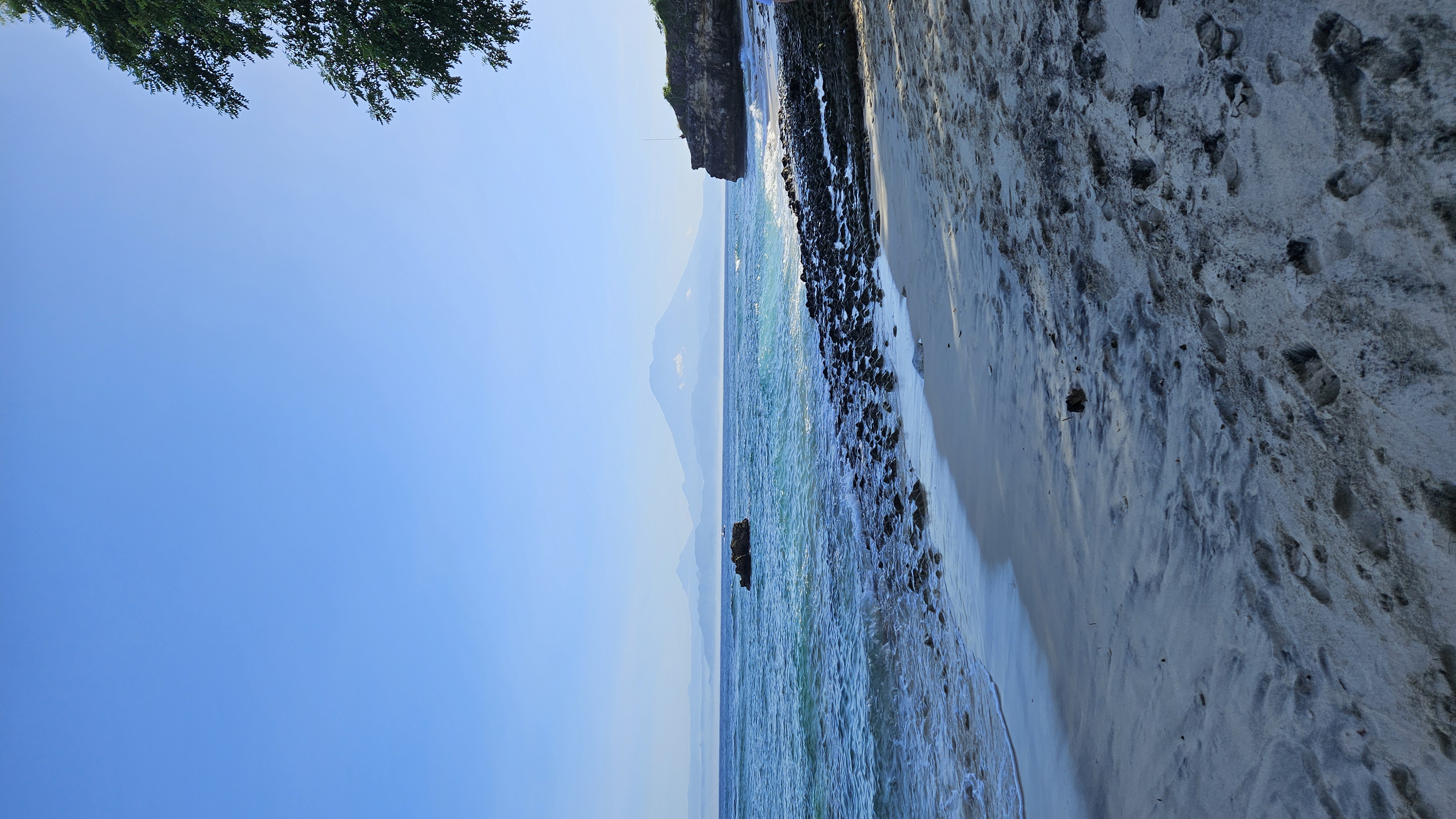 Pantai 2